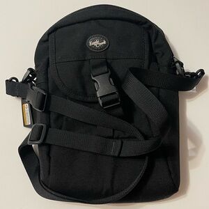 Eagle Creek crossbody travel bag purse 10X6 can be worn on belt lots of storage